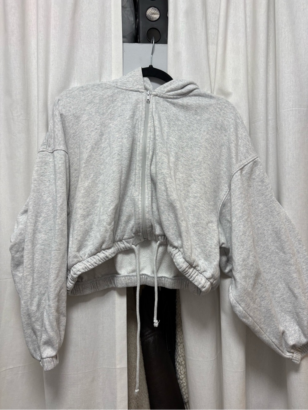H&M Light Gray Cropped Zip Hoodie